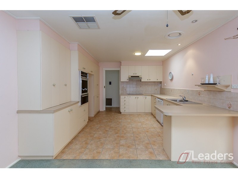 9 Richborough Grove, Ferntree Gully VIC 3156