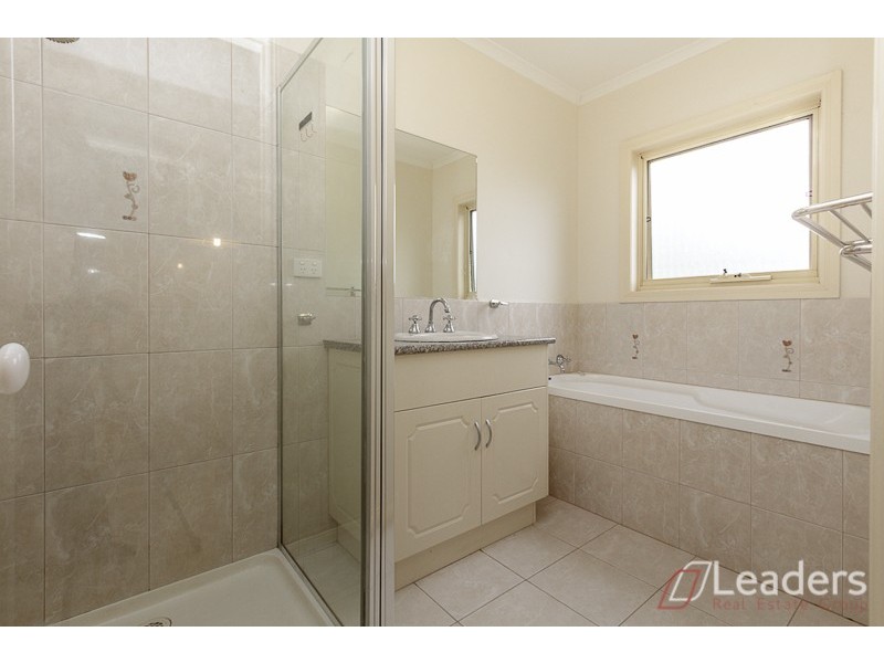 2/2 Allister Street, Mount Waverley VIC 3149