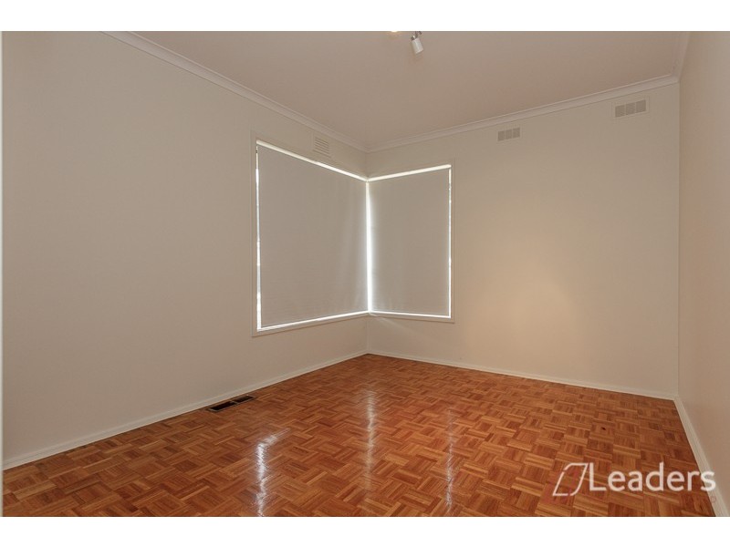 19 Dunscombe Avenue, Glen Waverley VIC 3150