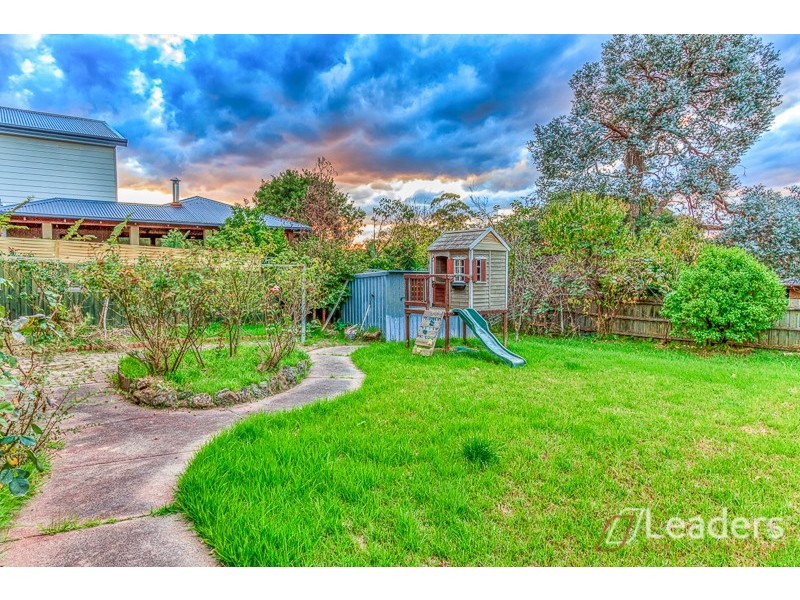 9 Richborough Grove, Ferntree Gully VIC 3156