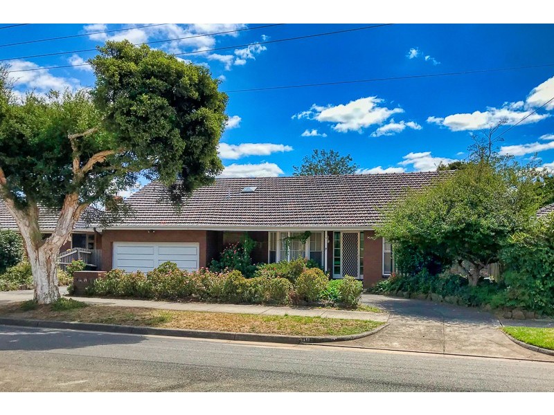 19 Townsend Street, Glen Waverley VIC 3150