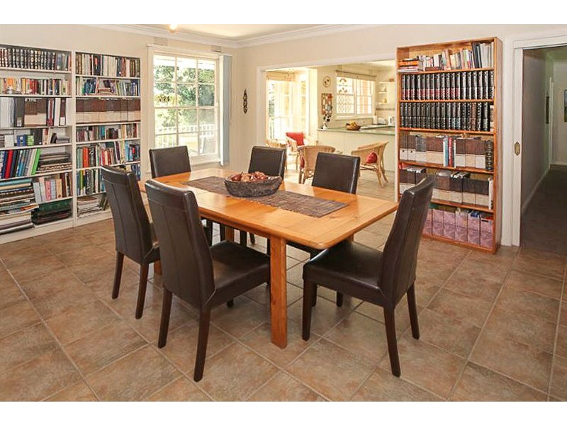 19 Townsend Street, Glen Waverley VIC 3150