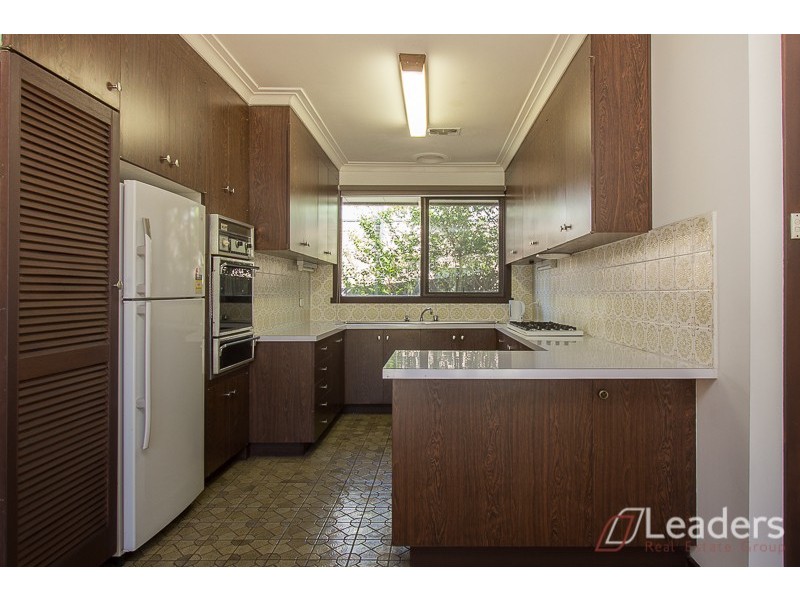 8 Griffiths Court, Mount Waverley VIC 3149