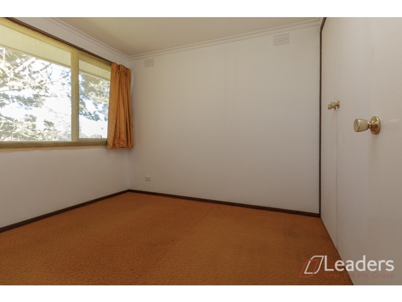 8 Griffiths Court, Mount Waverley VIC 3149