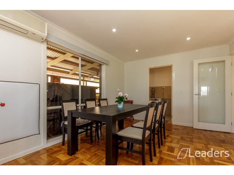 21 EDWARD FREETH DRIVE, Endeavour Hills VIC 3802