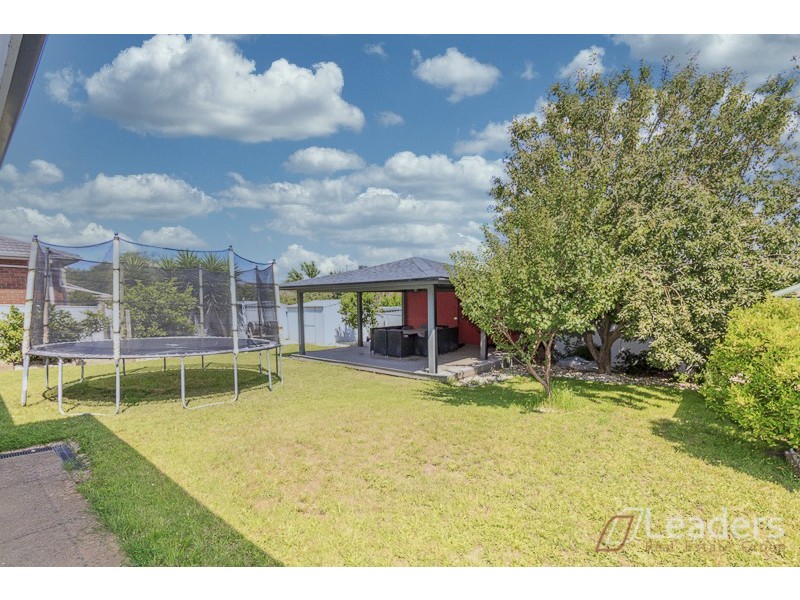 21 EDWARD FREETH DRIVE, Endeavour Hills VIC 3802