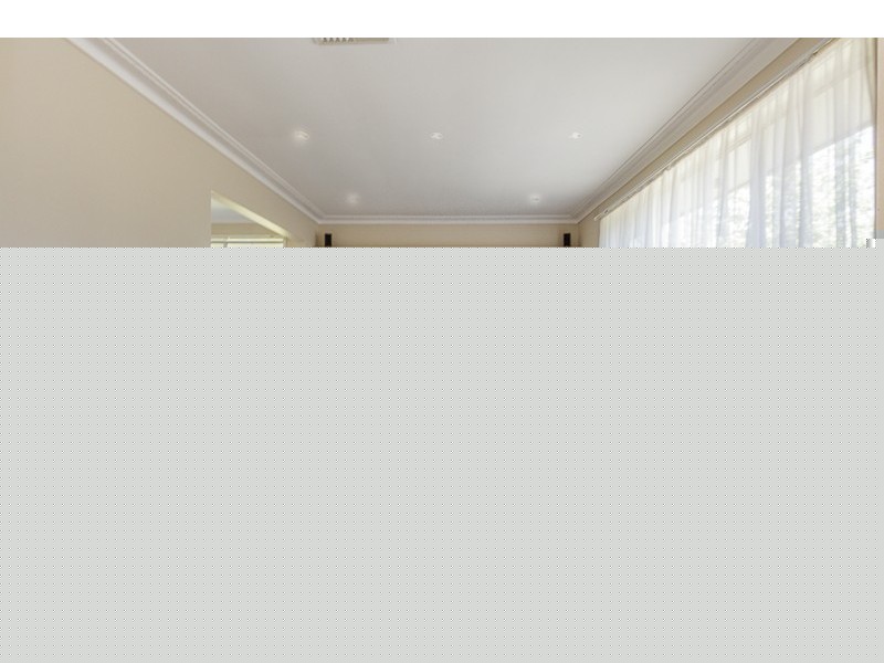 24 Laura Road, Knoxfield VIC 3180