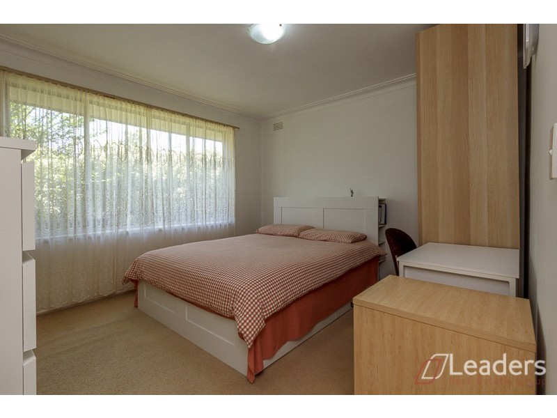 24 Laura Road, Knoxfield VIC 3180