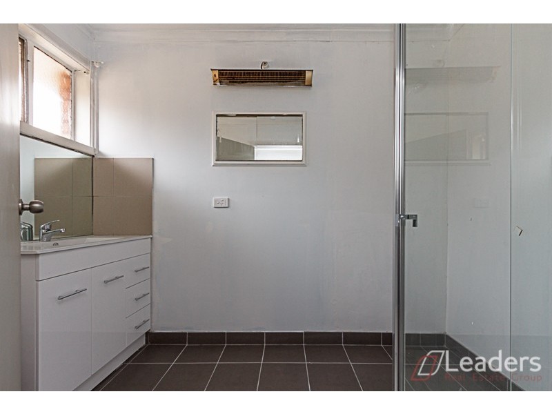 3 Holbeach Street, Burwood East VIC 3151