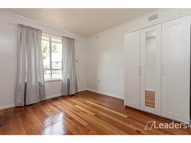 3 Holbeach Street, Burwood East VIC 3151