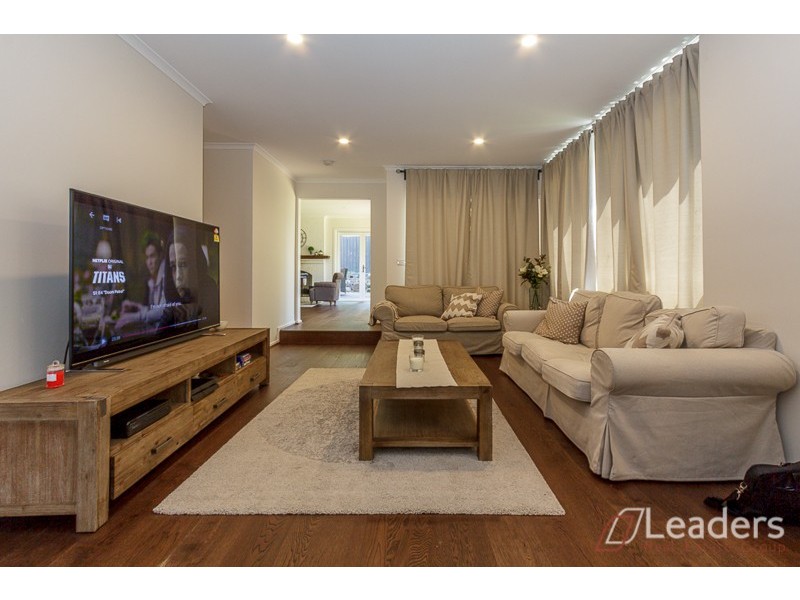 11 Pentland Court, Glen Waverley VIC 3150