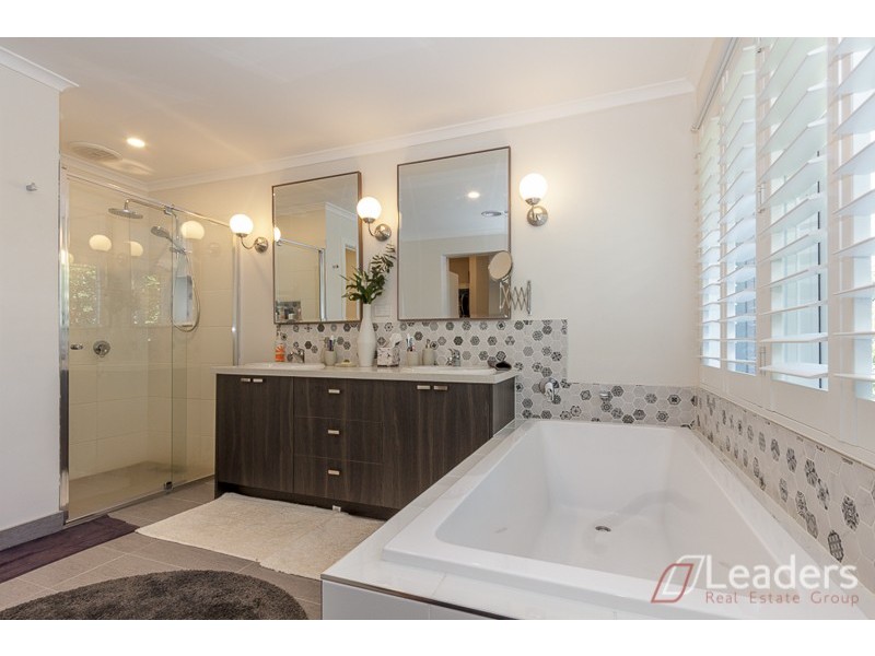 11 Pentland Court, Glen Waverley VIC 3150