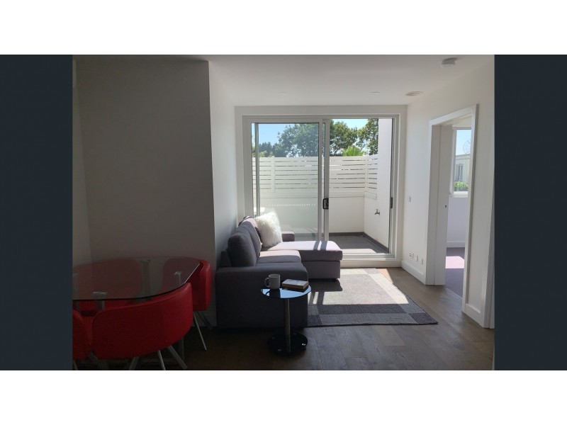 102/813 Toorak Road, Hawthorn East VIC 3123