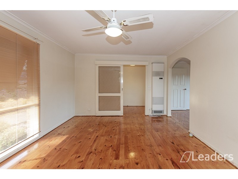 140 MANCHESTER ROAD, Mooroolbark VIC 3138