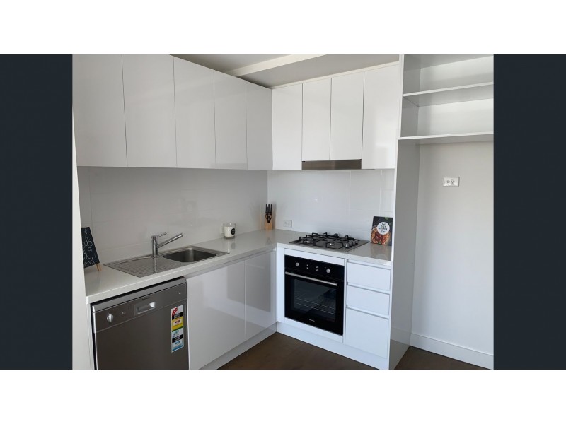 102/813 Toorak Road, Hawthorn East VIC 3123