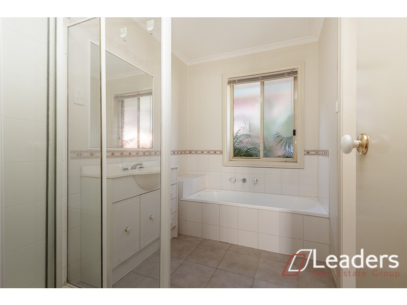 2/19 Martin Place, Glen Waverley VIC 3150