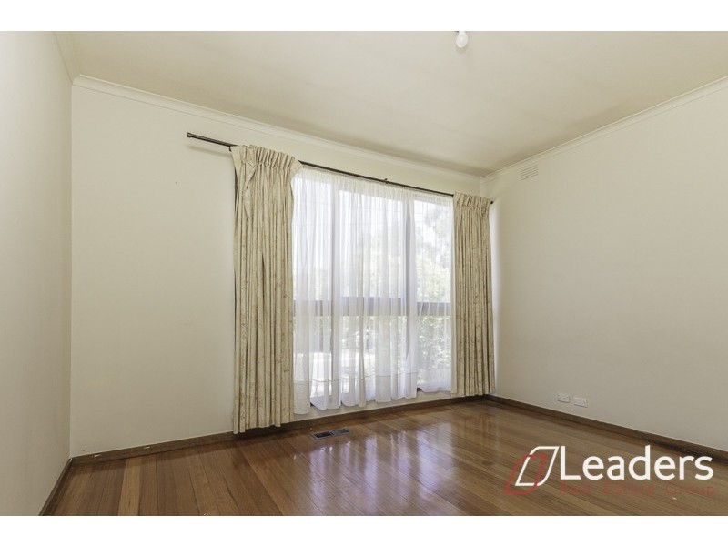 3 Cresmont Drive, Glen Waverley VIC 3150