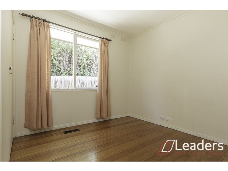 3 Cresmont Drive, Glen Waverley VIC 3150