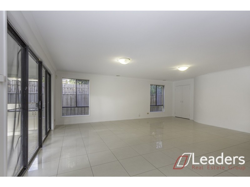 7 Waterstone Cove, Sanctuary Lakes VIC 3030