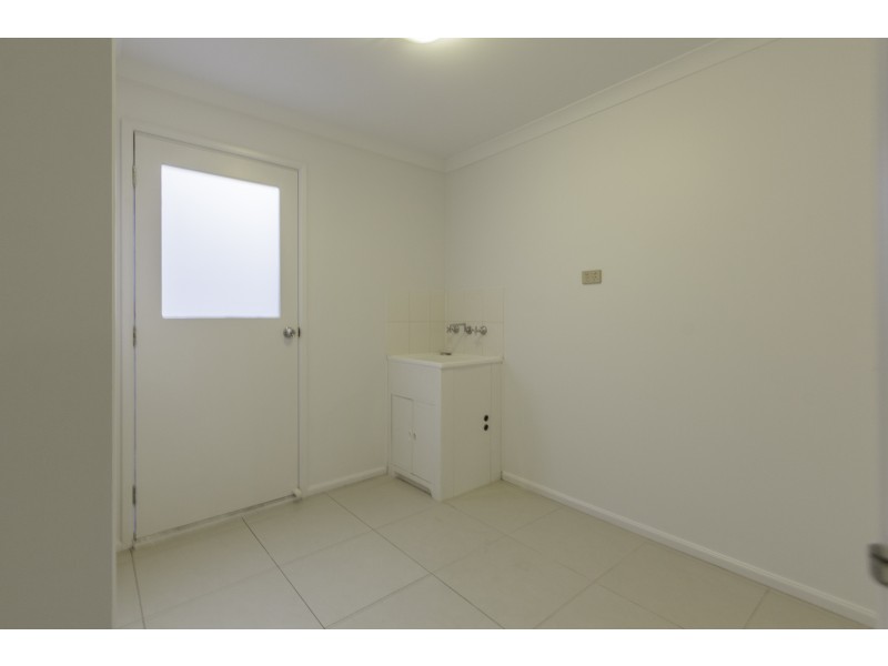 7 Waterstone Cove, Sanctuary Lakes VIC 3030