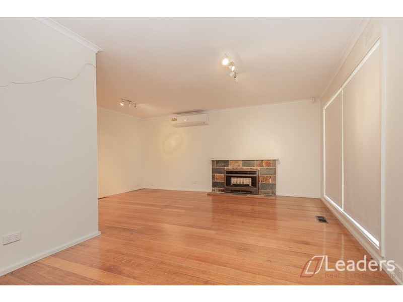 19 Dunscombe Avenue, Glen Waverley VIC 3150