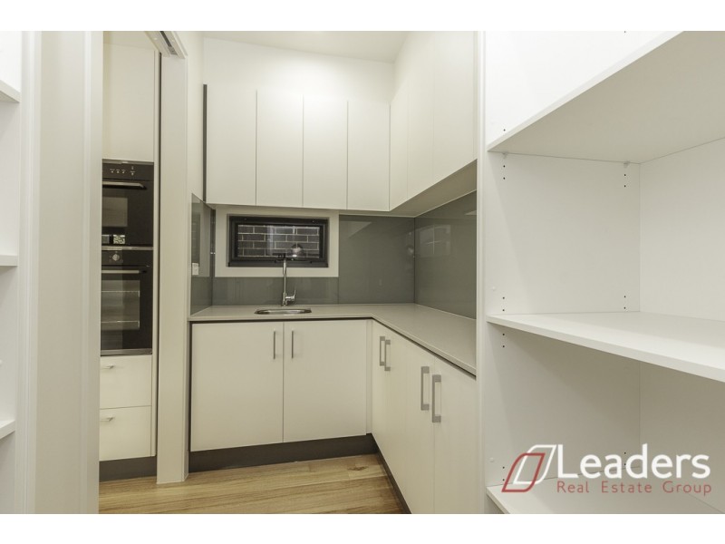 3 Legend Avenue, Glen Waverley VIC 3150