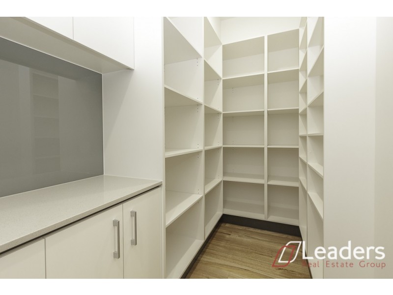 3 Legend Avenue, Glen Waverley VIC 3150