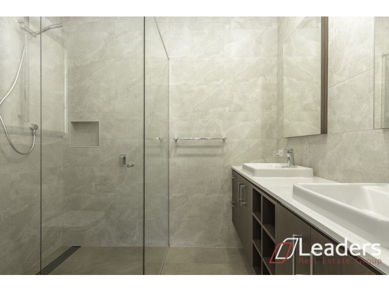 3 Legend Avenue, Glen Waverley VIC 3150