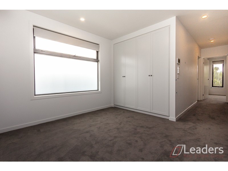 2B Glenora Street, Chadstone VIC 3148