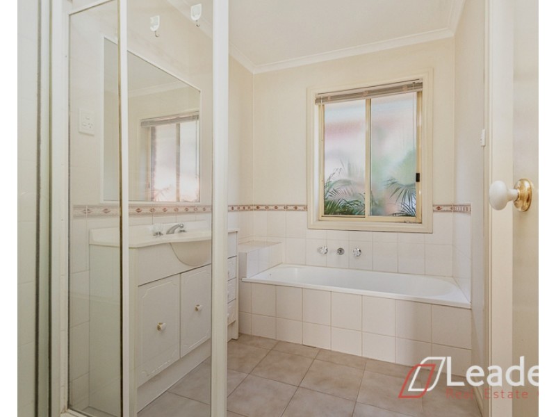 2/19 Martin Place, Glen Waverley VIC 3150