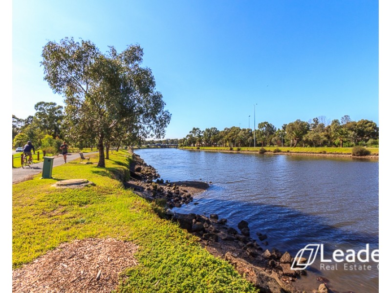 25/2 HORIZON DRIVE, Maribyrnong VIC 3032