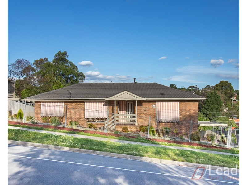 140 MANCHESTER ROAD, Mooroolbark VIC 3138