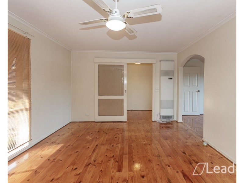 140 MANCHESTER ROAD, Mooroolbark VIC 3138