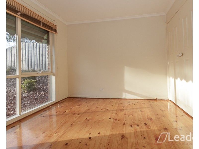 140 MANCHESTER ROAD, Mooroolbark VIC 3138