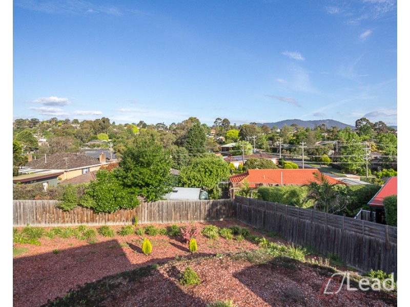 140 MANCHESTER ROAD, Mooroolbark VIC 3138