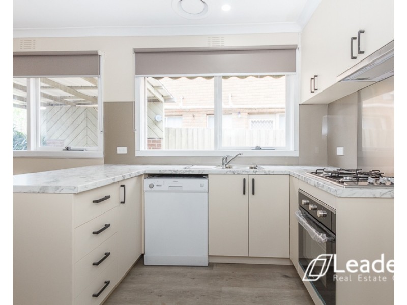 42 Banbury Street, Burwood East VIC 3151