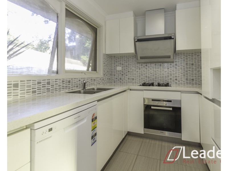 2/7 MILLER CRESCENT, Mount Waverley VIC 3149