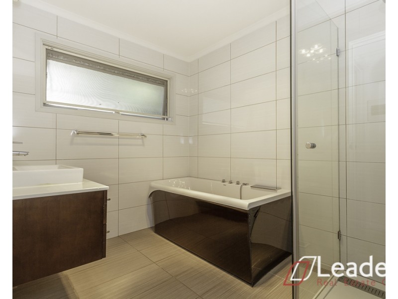 2/7 MILLER CRESCENT, Mount Waverley VIC 3149