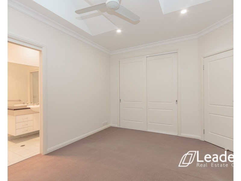 2/59 Wadham Parade, Mount Waverley VIC 3149