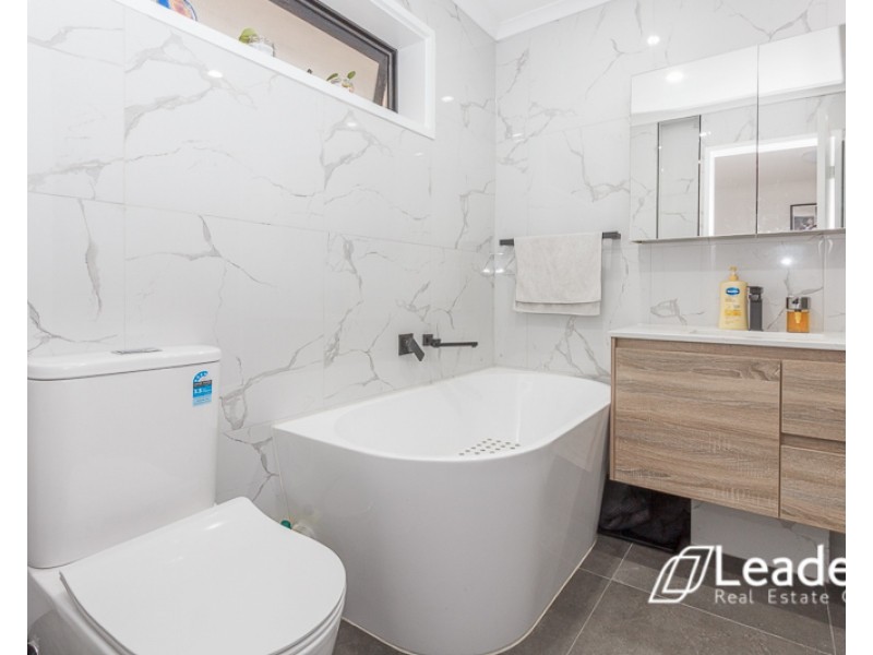 2/389 High Street Road, Mount Waverley VIC 3149