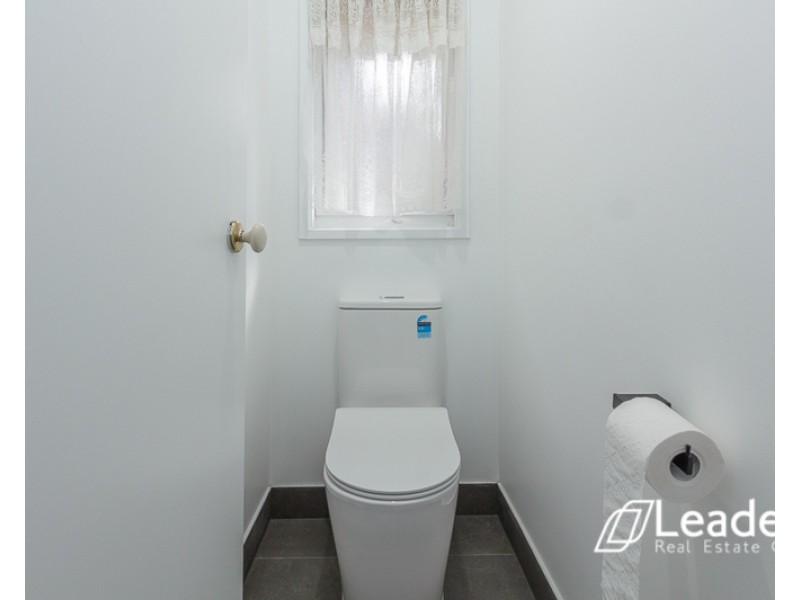 2/389 High Street Road, Mount Waverley VIC 3149