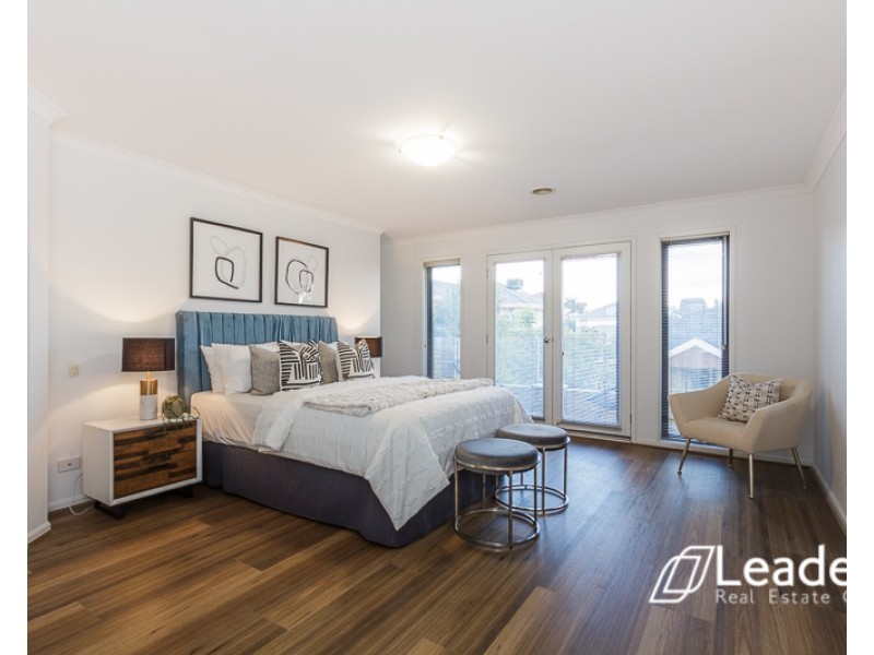 7 Water Stone Cove, Sanctuary Lakes VIC 3030