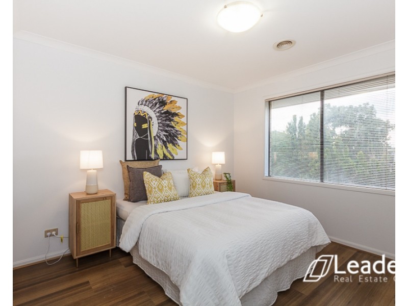 7 Water Stone Cove, Sanctuary Lakes VIC 3030