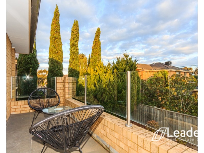 7 Water Stone Cove, Sanctuary Lakes VIC 3030