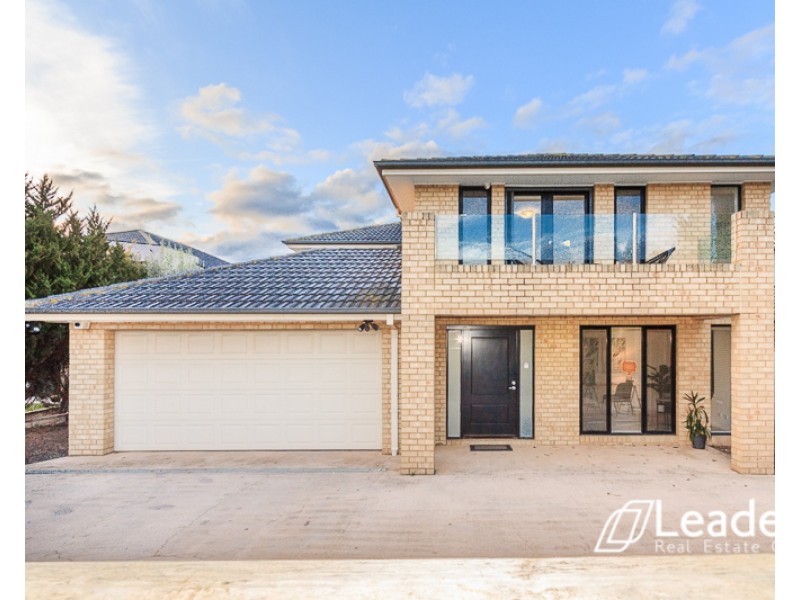 7 Water Stone Cove, Sanctuary Lakes VIC 3030