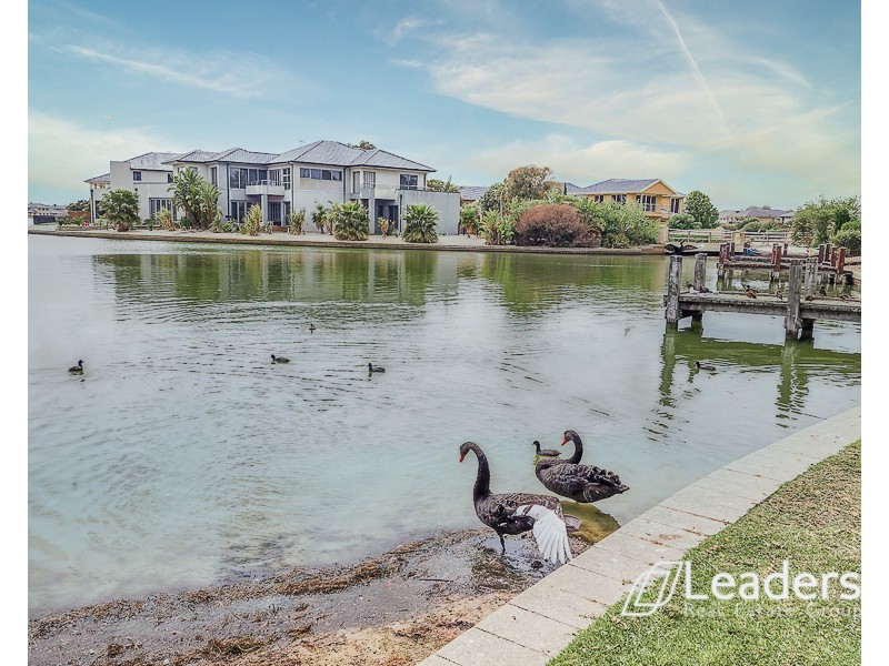 7 Water Stone Cove, Sanctuary Lakes VIC 3030