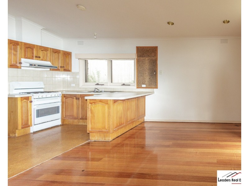 13 KAY STREET, Mount Waverley VIC 3149