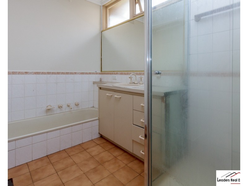 13 KAY STREET, Mount Waverley VIC 3149