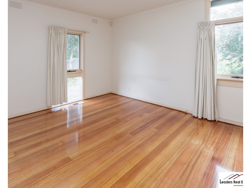 13 KAY STREET, Mount Waverley VIC 3149