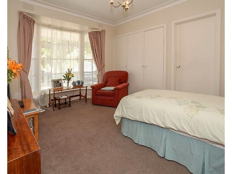 19 Townsend Street, Glen Waverley VIC 3150